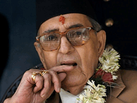 gp-koirala-200.gif