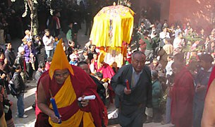 བལ་ཡུལ་ནང་ནོ་བེལ་ཞི་བདེའི་གཟེངས་རྟགས་ཀྱི་ཉིན་མོ་སྲུང་བརྩི།
