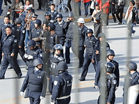 karze-protests-200.gif karze-protests-200.gif