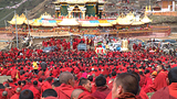 རྒྱ་གཞུང་གིས་དགེ་འདུན་པ་གསུམ་འཛིན་བཟུང༌།