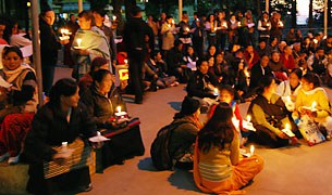 བུད་མེད་སྟེང་དྲག་རྩུབ་མེད་པ་བཟོ་བའི་ཉིན་མོ།