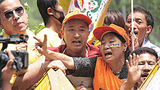 ཟི་ཁྲོན་སྤྱི་ཁྱབ་ལ་ངོ་རྒོལ།