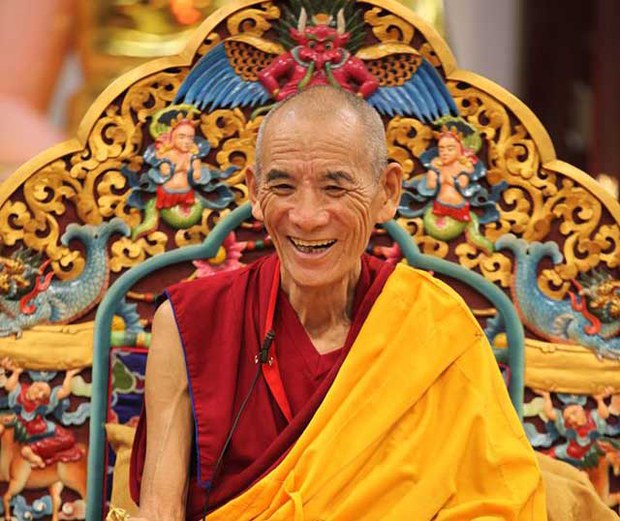 དགའ་ལྡན་ཁྲི་པ་རྗེ་བཙུན་བློ་བཟང་བསྟན་འཛིན་མཆོག་དགོངས་པ་རྫོགས་ཡོད་པ།