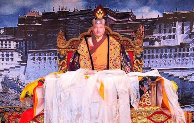 ཁམས་ནང་ཆེན་ཁུལ་དུ་བཀའ་བརྒྱུད་སྨོན་ལམ་ཆེན་མོ་ཐེངས་༡༧པ་འཚོགས་བཞིན་པ།