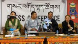 བར་བརྒལ་ཚོགས་གཙོའི་མདུན་ནས་དམ་འབུལ་ཞུ་མཁན་སྤྱི་འཐུས་༡༩སྤྱི་འཐུས་ལྷན་ཚོགས་ནང་མཉམ་ཞུགས་བྱ་རྒྱུར་གྲ་སྒྲིག་ཡིན་པའི་ལན་འདེབས།