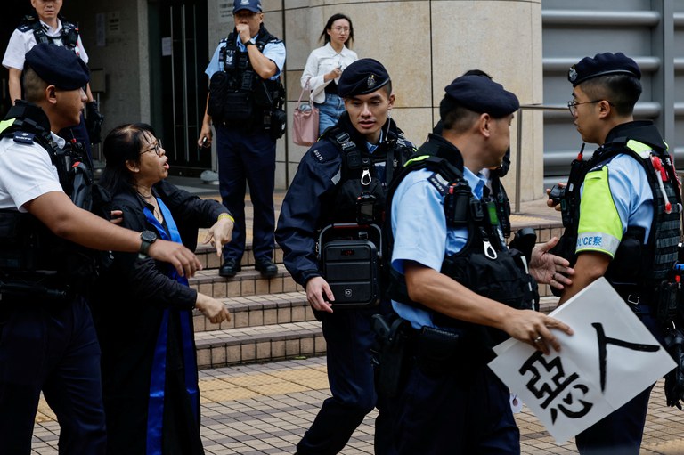 2024-11-19T045747Z_1875860892_RC228BAFUMZN_RTRMADP_3_HONGKONG-POLITICS-DEMOCRATS.JPG