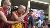 ལམ་བསླབ་པ་གསུམ་གོ་རིམ་ལྡན་པའི་ཐོག་ནས་ཤེས་སྒྲིབ་སྤོང་བ་བྱེད་དགོས་པ་བཀའ་གནང་པ།