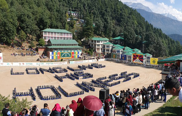 རྡ་སྟེང་བོད་ཕྲུག་ཁྱིམ་སྡེ་སློབ་གྲྭ་དབུ་བརྙེས་ནས་ངོ་ལོ་༥༩འཁོར་བའི་དུས་དྲན་སྲུང་བརྩི། རྡ་སྟེང་བོད་ཕྲུག་ཁྱིམ་སྡེ་སློབ་གྲྭ་དབུ་བརྙེས་ནས་ངོ་ལོ་༥༩འཁོར་བའི་དུས་དྲན་སྲུང་བརྩི།