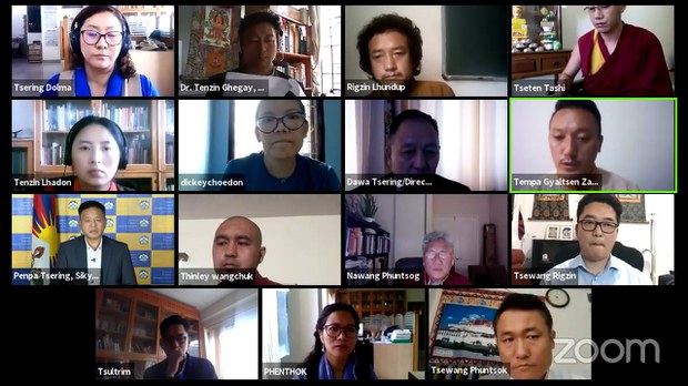 བོད་མིའི་སྤྱི་ཚོགས་ཁྲོད་ལོ་རེ་བཞིན་རིགས་གཅིག་རྐང་འཛིན་པ་དང་ཉམས་ཞིབ་ཀྱི་གནས་ཚད་ཡར་རྒྱས་འགྲོ་བཞིན་པ་བོད་ཀྱི་སྲིད་བྱུས་ཉམས་ཞིབ་ཁང་གི་འགན་འཛིན་གཞོན་པས་འགྲེལ་བརྗོད་གནང་སོང་།