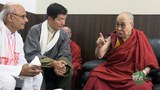 ༸གོང་ས་༸སྐྱབས་མགོན་ཆེན་པོ་མཆོག་ནས་རྒྱ་གར་བོད་དོན་རྒྱབ་སྐྱོར་གནང་མཁན་ཚོར་བོད་ཀྱི་གནད་དོན་ནི་རྒྱ་གར་གྱི་གནད་དོན་ཞིག་ཡིན་པར་བརྟེན། ཁྱེད་རང་ཚོས་དེར་དོ་སྣང་ཆེན་པོ་གནང་བར་ངོས་ཀྱིས་ཡི་རངས་ཞུ་རྒྱུ་ཡིན།