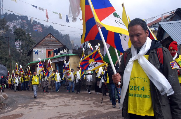དབུས་གཞོན་ནུ་ལྷན་ཚོགས་ཀྱི་གོ་སྒྲིག་འོག་གི་བོད་དོན་གོམ་བགྲོད་ལས་འགུལ་དབུ་བཙུགས་པ།