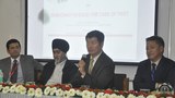 སྲིད་སྐྱོང་མཆོག་གིས་རྒྱ་གར་རྒྱལ་ཡོངས་ཁྲིམས་ཀྱི་གཙུག་ལག་སློབ་གྲྭའི་ནང་གཏམ་བཤད་སྤེལ་བཞིན་པ། ༢༠༡༤།༢།༥