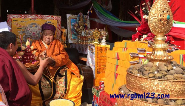 མདོ་སྨད་བྱང་རྒྱུད་བོན་གྱི་བསྟན་བདག་ཆེན་མོ་བོན་བརྒྱ་དགེ་ལེགས་ལྷུན་གྲུབ་རྒྱ་མཚོ་མཆོག