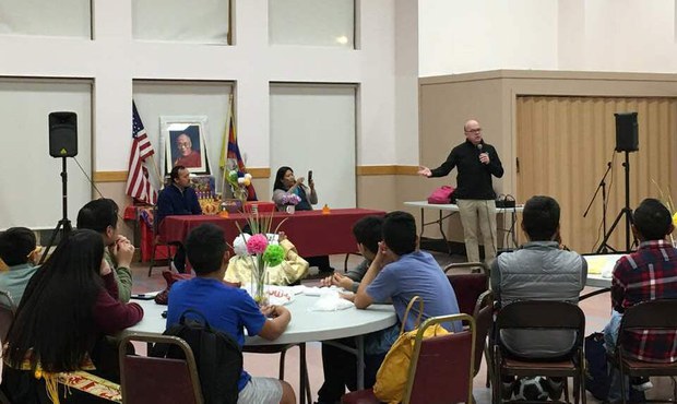 ཨ་རིའི་ཤར་ཕྱོགས་(Massachusetts)་མངའ་སྡེའི་གྲོང་ཁྱེར་(Amherst)་ནང་། ༢༠༡༩།༡༠།༢༠