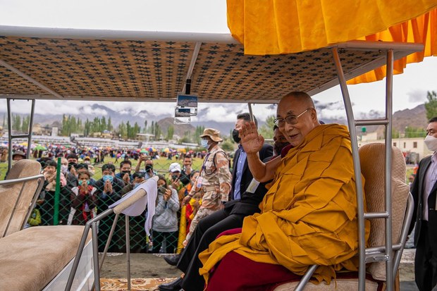རྒྱ་གར་གྲོས་ཚོགས་འཐུས་མིའི་བོད་དོན་རྒྱབ་སྐྱོར་ཚོགས་པས་རྒྱ་གར་གཞུང་ལ་༧གོང་ས་མཆོག་ལ་རྒྱ་གར་གྱི་སྤྱི་དམངས་གཟེངས་རྟགས་མཐོ་ཤོས་འབུལ་དགོས་པའི་སྐུལ་མ་ཞུས་འདུག