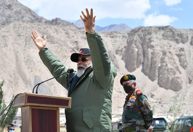 རྒྱ་གར་གྱི་སྲིད་བློན་མོ་དྷི་མཆོག་གིས་ལ་དྭགས་མཐའ་མཚམས་སུ་གཟིགས་སྐོར་སྐབས། ༢༠༢༠།༧།༣