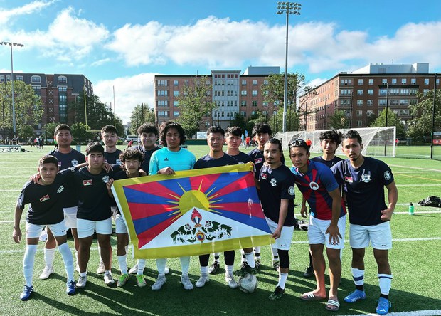 བྷོ་སི་ཀྲོན་མཐུན་སྒྲིལ་བུམ་པ་རྟགས་མའི་རྐང་རྩེད་སྤོ་ལོའི་འགྲན་བསྡུར་ཁྲོད་བོད་པའི་རུ་ཁག་གིས་རྒྱལ་ཁ་ཐེངས་གསུམ་བླངས་འདུག བྷོ་སི་ཀྲོན་མཐུན་སྒྲིལ་བུམ་པ་རྟགས་མའི་རྐང་རྩེད་སྤོ་ལོའི་འགྲན་བསྡུར་ཁྲོད་བོད་པའི་རུ་ཁག་གིས་རྒྱལ་ཁ་ཐེངས་གསུམ་བླངས་འདུག