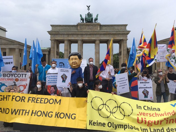 འཛམ་གླིང་གི་ཡུལ་གྲུ་མང་པོར་རྒྱ་ནག་ནང་དགུན་དུས་ཨོ་རྩལ་འགྲན་ཚོགས་འཚོགས་རྒྱུར་ངོ་རྒོལ།