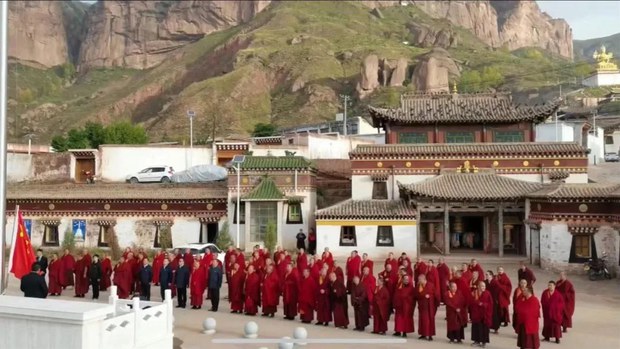 རྒྱ་ནག་གཞུང་གིས་བོད་ནང་གི་དགོན་སྡེ་ཁག་ནང་རྒྱལ་སྟོན་དུས་ཆེན་ཟེར་བ་སྲུང་བརྩི་བྱེད་བཅུག་འདུག རྒྱ་ནག་གཞུང་གིས་བོད་ནང་གི་དགོན་སྡེ་ཁག་ནང་རྒྱལ་སྟོན་དུས་ཆེན་ཟེར་བ་སྲུང་བརྩི་བྱེད་བཅུག་འདུག