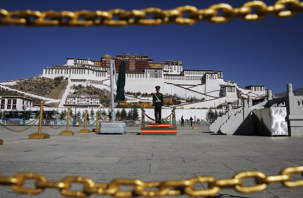 རྒྱ་ནག་གཞུང་གིས་བོད་ནང་བརྟན་བརླིང་བྱུང་ཚད་བརྒྱ་ཆ་ ༩༩ ཟིན་སྐོར་ཁྱབ་བསྒྲགས་བྱེད་བཞིན་པ་ནི་དོན་དངོས་མིན་པ། བོད་ནང་གི་བོད་མིས་འགྲེལ་བརྗོད་གནང་གི་འདུག