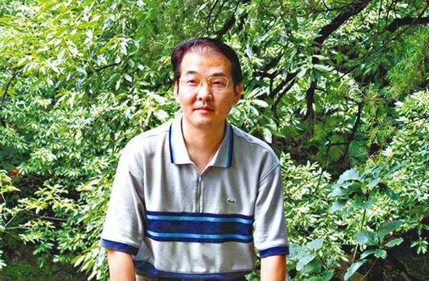 རྒྱ་ནག་གི་འགྲོ་བ་མིའི་ཐོབ་ཐང་སྲུང་སྐྱོབ་ཀྱི་ཁྲིམས་རྩོད་པ་ཤའ་ལིན་Xia Lin་གྱི་ཉེ་པར། 