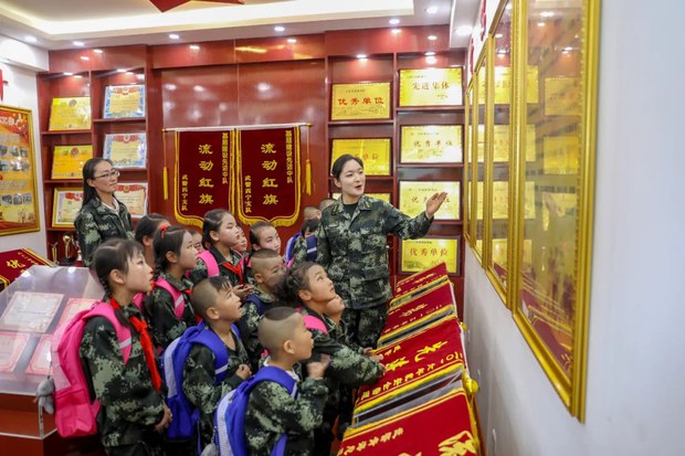 བོད་ཕྱི་ནང་གི་དྲུག་གཅིག་བྱིས་པའི་དུས་ཆེན་མི་འདྲ་བ་ཆེན་པོའི་ཐོག་ནས་སྲུང་བརྩི་ཞུས་པ།