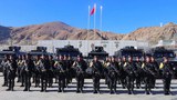 གསུམ་བཅུའི་དུས་དྲན་བསླེབ་ལ་ཉེ་བ་དང་བསྟུན་རྒྱ་ནག་གཞུང་གིས་ལྷ་ས་ཁུལ་དུ་ཆབ་སྲིད་སློབ་གསོ་སྤེལ་བ་དང་དམ་དྲགས་ཞིབ་བཤེར་བྱེད་མགོ་ཚུགས་ཡོད་འདུག