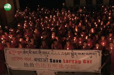 གསེར་རྟ་ཆོས་སྒར་ཆེད་བཞུགས་སྒར་དུ་ངོ་རྒོལ་ལས་འགུལ། ༢༠༡༦།༡༠།༡༩