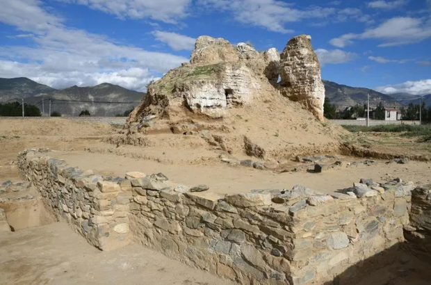རྒྱ་ནག་གིས་བོད་ནང་གནའ་རྫས་སྔོག་འདོན་བརྒྱུད་བོད་དེ་རྒྱ་ནག་གི་ཆ་ཤས་ཡིན་ཚུལ་བསྒྲགས་པ་ནི་ལོ་རྒྱུས་འཁྱོག་བཤད་བྱ་ཚུལ་གསར་པ་ཞིག་ཡིན་ཞེས་གནད་དོན་དབྱེ་ཞིབ་པས་གསུང་གི་འདུག