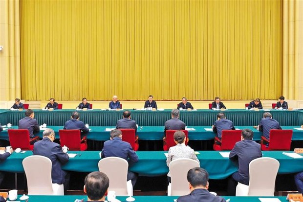 ནུབ་རྒྱུད་གསར་སྤེལ་ནི་བོད་དང་ཡུ་གུར་སོགས་ཀྱི་ནང་རྒྱ་སྒྱུར་སྲིད་བྱུས་སྔར་ལྷག་ལག་བསྟར་ཆེད་ཡིན་པ་རེད་ཅེས། ཉམས་ཞིབ་པ་ཚོས་ངོས་འཛིན་གནང་གི་འདུག ནུབ་རྒྱུད་གསར་སྤེལ་ནི་བོད་དང་ཡུ་གུར་སོགས་ཀྱི་ནང་རྒྱ་སྒྱུར་སྲིད་བྱུས་སྔར་ལྷག་ལག་བསྟར་ཆེད་ཡིན་པ་རེད་ཅེས། ཉམས་ཞིབ་པ་ཚོས་ངོས་འཛིན་གནང་གི་འདུག
