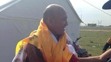 དམ་ཆོས་ཚུལ་ཁྲིམས་བཙོན་བཀྲོལ་བྱུང་ནས་ཕ་ཡུལ་ལ་འབྱོར་སྐབས། ༢༠༡༤།༨།༡༩
