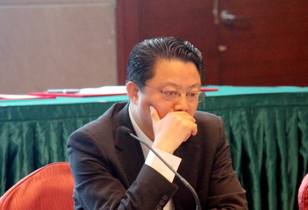 རྒྱ་ནག་ནན་ཅིན་གྲོང་ཁྱེར་གྱི་དམར་ཤོག་དྲུང་ཆེ་ཡཱང་ཝེ་ཙིYang Weize