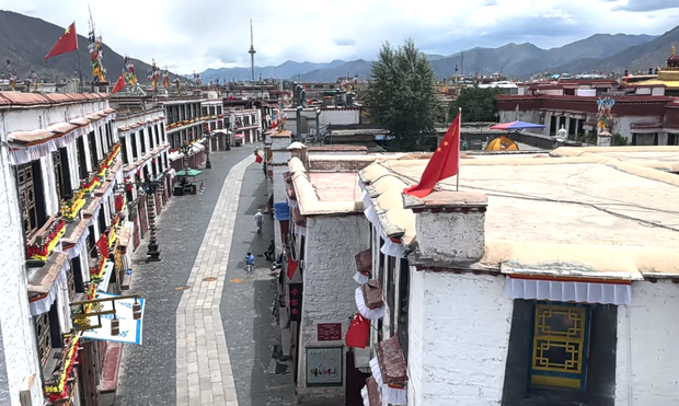 བོད་ཀྱི་རྒྱལ་ས་ལྷ་ས་དང་གཞིས་ཀ་རྩེ་སོགས་ཀྱི་ནང་ཏོག་དབྱིབས་རིམས་ནད་འགོས་ཡོད་པ་མི་གྲངས་༣༦༩༥ཟིན་འདུག