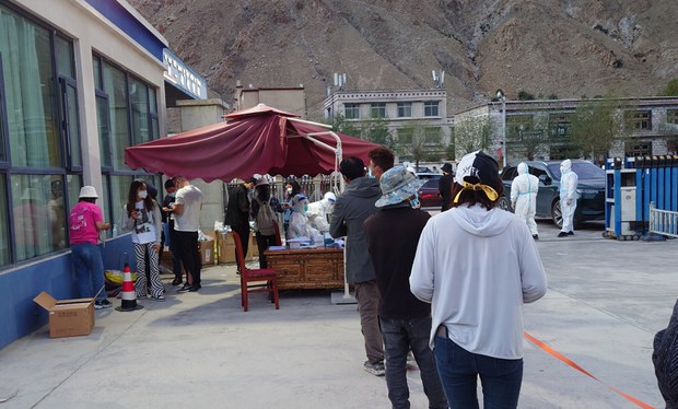 ཚེས་བདུན་ཉིན་བོད་རང་སྐྱོང་ལྗོངས་ཟེར་བ་ཁྱོན་ཡོངས་སུ་ཏོག་དབྱིབས་རིམས་ནད་འགོས་བའི་ནད་པ་མི་གྲངས་༡༨༣ཐོན་འདུག