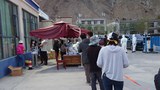 ཚེས་བདུན་ཉིན་བོད་རང་སྐྱོང་ལྗོངས་ཟེར་བ་ཁྱོན་ཡོངས་སུ་ཏོག་དབྱིབས་རིམས་ནད་འགོས་བའི་ནད་པ་མི་གྲངས་༡༨༣ཐོན་འདུག