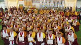 ༧གོང་ས་མཆོག་དགེ་བཤེས་ལྷ་རམས་པའི་བསླབ་པ་མཐར་སོན་གྱི་ཕྱག་འཁྱེར་འབུལ་བཞེས་ཀྱི་མཛད་སྒོར་དབུ་བཞུགས་མཛད།