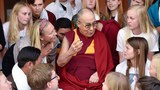 སྤྱི་ནོར་༧གོང་ས་རྒྱལ་བ་རིན་པོ་ཆེ་མཆོག་ཌན་མར་ཁུ་(Denmark)ནས་ཕེབས་པའི་སློབ་ཕྲུག་མཇལ་མོལ་སྐབས། ༢༠༡༨།༤།༢