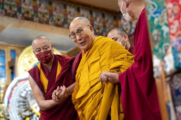 ༧གོང་ས་སྐྱབས་མགོན་ཆེན་པོ་མཆོག་གིས་བོད་རིགས་གཞོན་སྐྱེས་ཚོར་ཆོས་འབྲེལ་མཛད་རྒྱུ་ཡིན་འདུག
