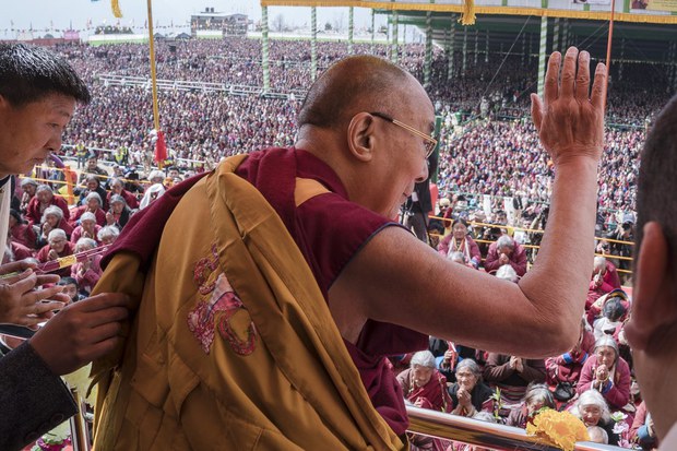 མོན་དང་༧རྒྱལ་བ་སྐུ་ཕྲེང་རིམ་བྱོན་བར་ཐུན་མོང་མ་ཡིན་པའི་འབྲེལ་བ་ཡོད། ༧གོང་ས་མཆོག་གིས།