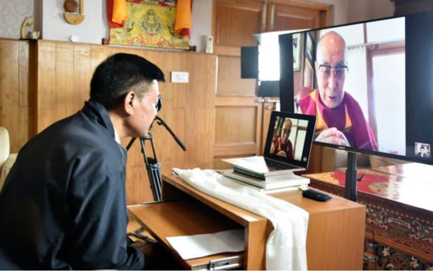 ༧གོང་ས་མཆོག་གི་ཡང་སྲིད་ཐག་གཅོད་ཀྱི་སྐུ་དབང་༧གོང་ས་མཆོག་ལས་གཞན་སུ་གང་ལ་མེད། སྲིད་སྐྱོང་མཆོག་གིས།