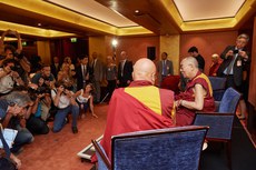 ༧གོང་ས་མཆོག་ཧྥ་རན་སིར་གསར་འགོད་པའི་བཀའ་འདྲིའི་སྐབས། ༢༠༡༦།༩།༡༤