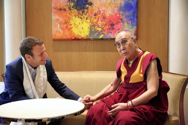 ཧྥ་རན་སིའི་སྲིད་འཛིན་སྐུ་ཞབས་མེཀ་རོན་(Emmanuel Macron)་དང་༧གོང་ས་མཆོག ༢༠༡༦།༩