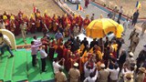༧གོང་ས་མཆོག་དགའ་ལྡན་ཁྲི་ཐོག་ཁང་དབུ་འབྱེད་གནང་བར་ཕེབས་བཞིན་པ། ༢༠༡༥།༡༢།༨