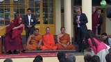 ༧གོང་ས་མཆོག་གིས་ཕྱི་རྒྱལ་ཡུལ་སྐོར་སྤྲོ་འཆམ་པ་ཆིག་སྟོང་བརྒལ་བར་མཇལ་ཁ་དང་བཀའ་སློབ་བསྩལ་སྐབས། ༢༠༡༨།༤།༡༦