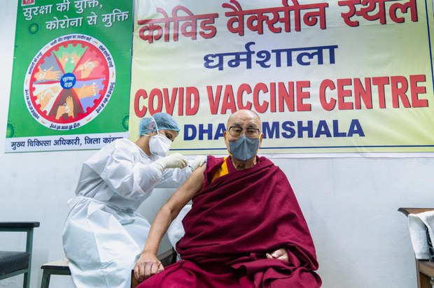 ༧གོང་ས་མཆོག་གིས། སྤྱི་ཚོགས་ཀྱི་ཕན་བདེའི་སླད་སྨན་ཁབ་ངེས་པར་རྒྱག་དགོས་པ་བཀའ་གནང་པ།