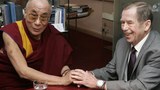 ལོ་རྒྱུས་རང་བཞིན་ལྡན་པའི་མཇལ་མོལ་༧གོང་ས་མཆོག་དང་འབྲེལ་བའི་ཕྱག་དེབ་གསར་བ།
