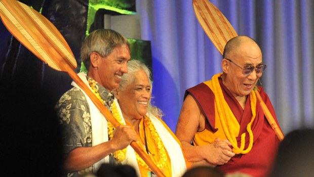 ༧གོང་ས་མཆོག་གིས་ཨ་རིའི་ཧ་ཝ་ཡེ་མངའ་སྡེའི་གནོད་ཐེབས་མི་མང་ལ་ཐུགས་གསོ་མཛད་འདུག