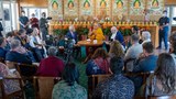 མའི་བརྩེ་བ་ཧ་ཅང་རྩ་ཆེན་པོ་རེད་ཅེས། ༸གོང་ས་མཆོག་གིས་ཧར་ཝར་ཌི་སློབ་ཆེན་གྱི་དགེ་རྒན་དང་ཞིབ་འཇུག་པ་ཁག་ཅིག་ལ་བཀའ་བསྩལ་བ།