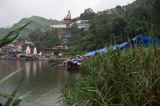 ༧གོང་ས་མཆོག་གིས་མཚོ་པདྨར་ཆོས་འབྲེལ་གནང་ཡུལ། ༢༠༡༦།༧།༡༣