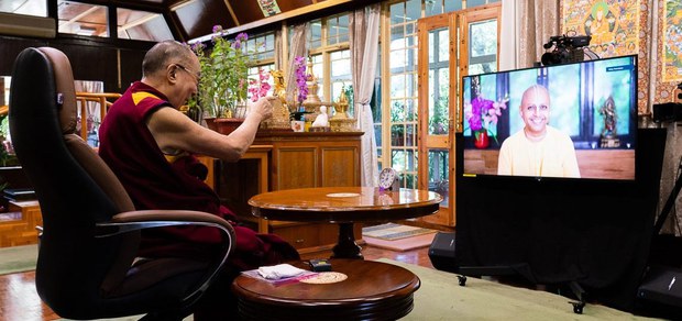 ༧གོང་ས་མཆོག་དང་རྒྱ་གར་གྱི་ཧིན་རྡུའི་ཆོས་ལུགས་ཉམས་ལེན་འཆད་ཁྲིད་པ་དང་རྩོམ་པ་པོ་རྒྱ་གར་བ་(Gaur Gopal Das)་གྷུར་གྷོ་པལ་ངྷ་སི་ལགས། ༢༠༢༠།༧།༡༤ ༧གོང་ས་མཆོག་དང་རྒྱ་གར་གྱི་ཧིན་རྡུའི་ཆོས་ལུགས་ཉམས་ལེན་འཆད་ཁྲིད་པ་དང་རྩོམ་པ་པོ་རྒྱ་གར་བ་(Gaur Gopal Das)་གྷུར་གྷོ་པལ་ངྷ་སི་ལགས། ༢༠༢༠།༧།༡༤